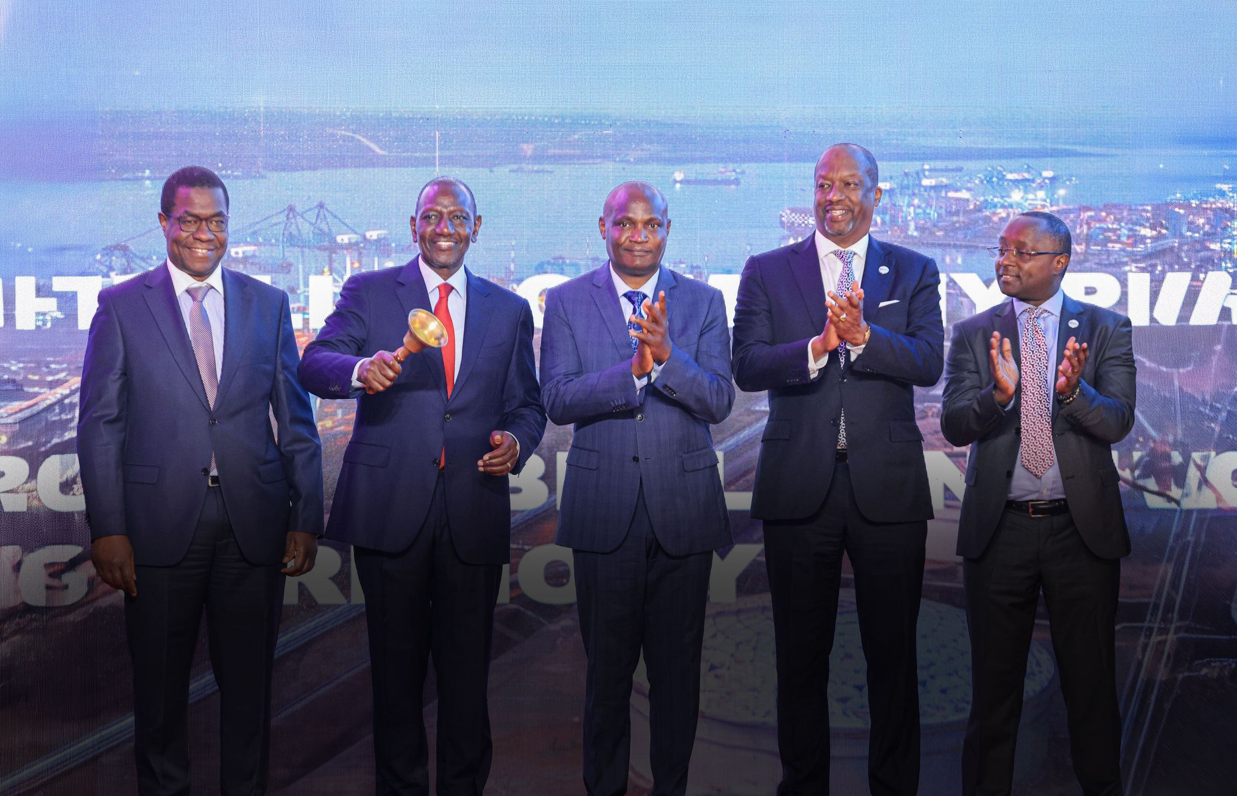 Privatization Authority and government officials at the KPC listing ceremony